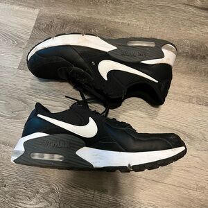 Nike Air Max Black and White Sneakers